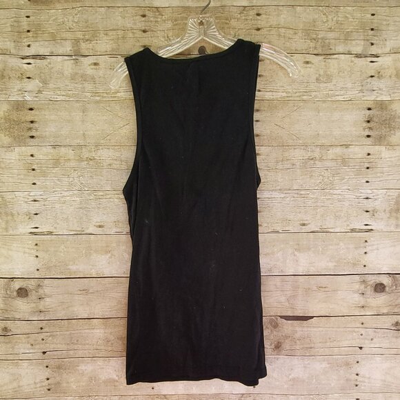 Size Medium Men's Workout/Exercise Set Short, Tanks and T-Shirt - Picture 10 of 16